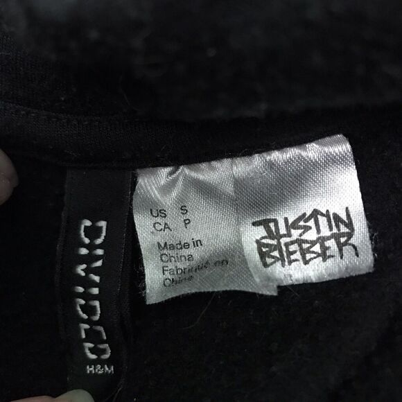 Justin Bieber Changes H&M Divided Black Hoodie Women's Small Long Sleeve Sweater - Picture 6 of 10